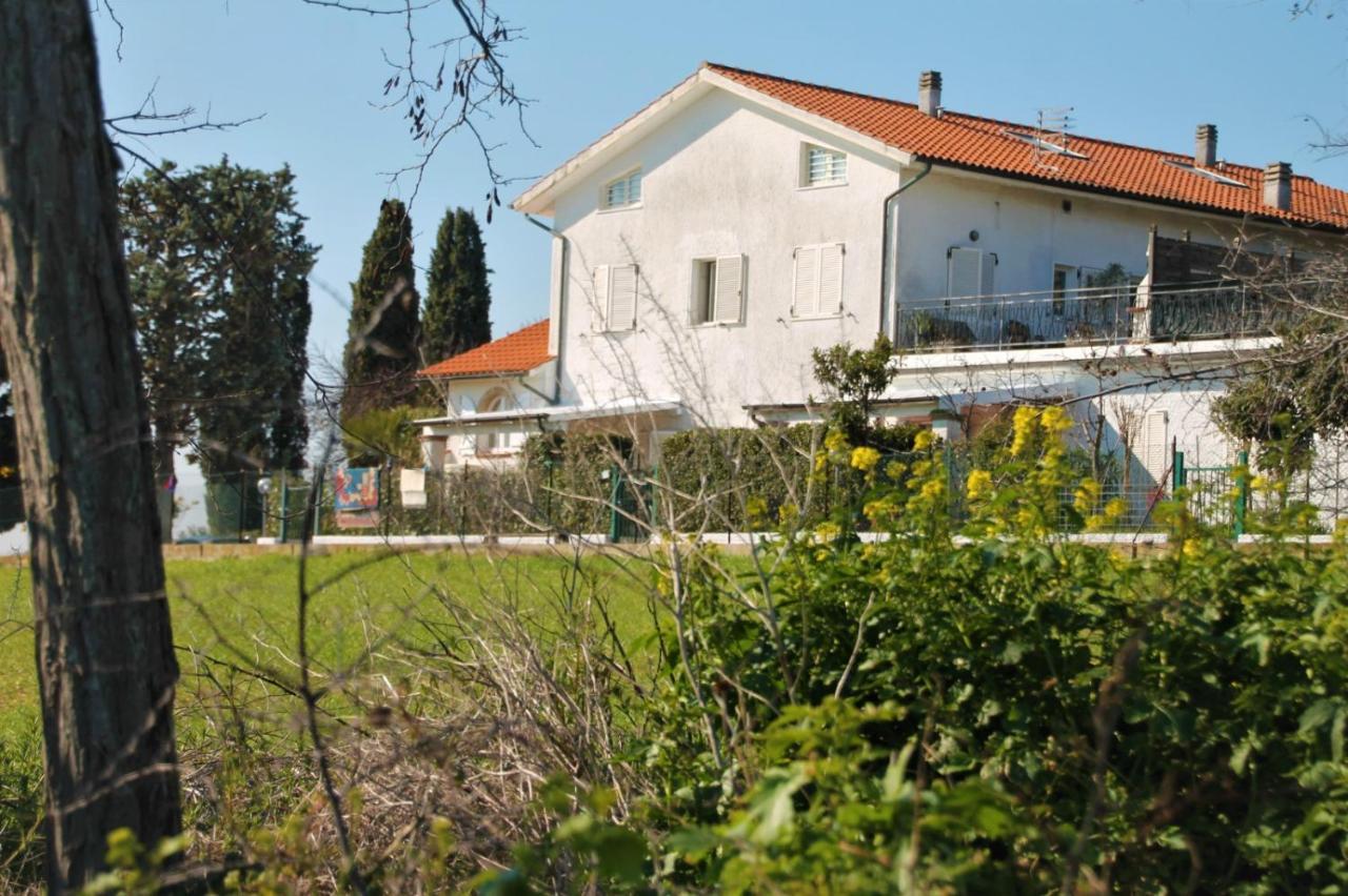 Casa Bianca Stella - Trilocale Con Posto Auto Appartement Numana Buitenkant foto