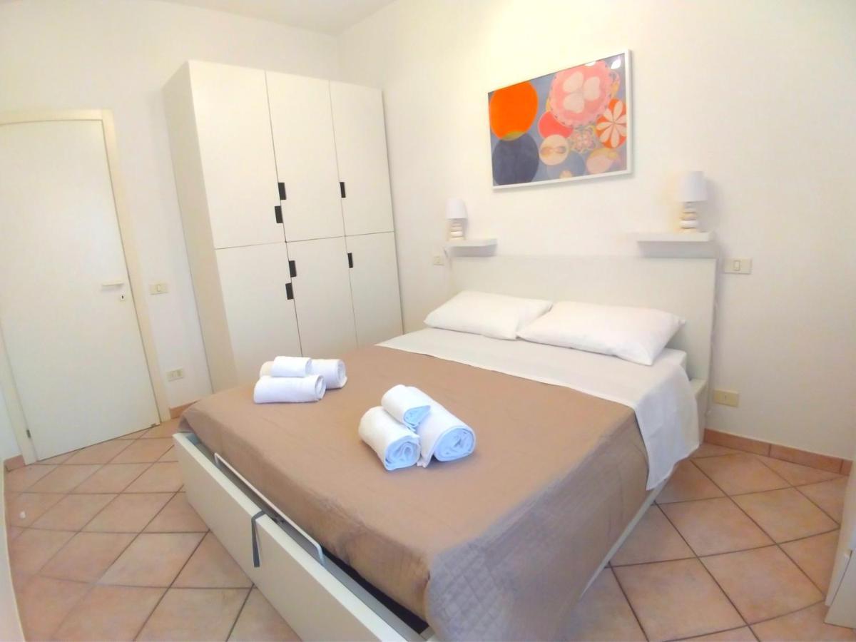 Casa Bianca Stella - Trilocale Con Posto Auto Appartement Numana Buitenkant foto